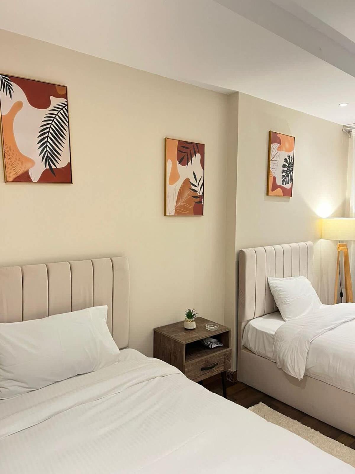 Zamalek Open View 2br Th1 דירה *