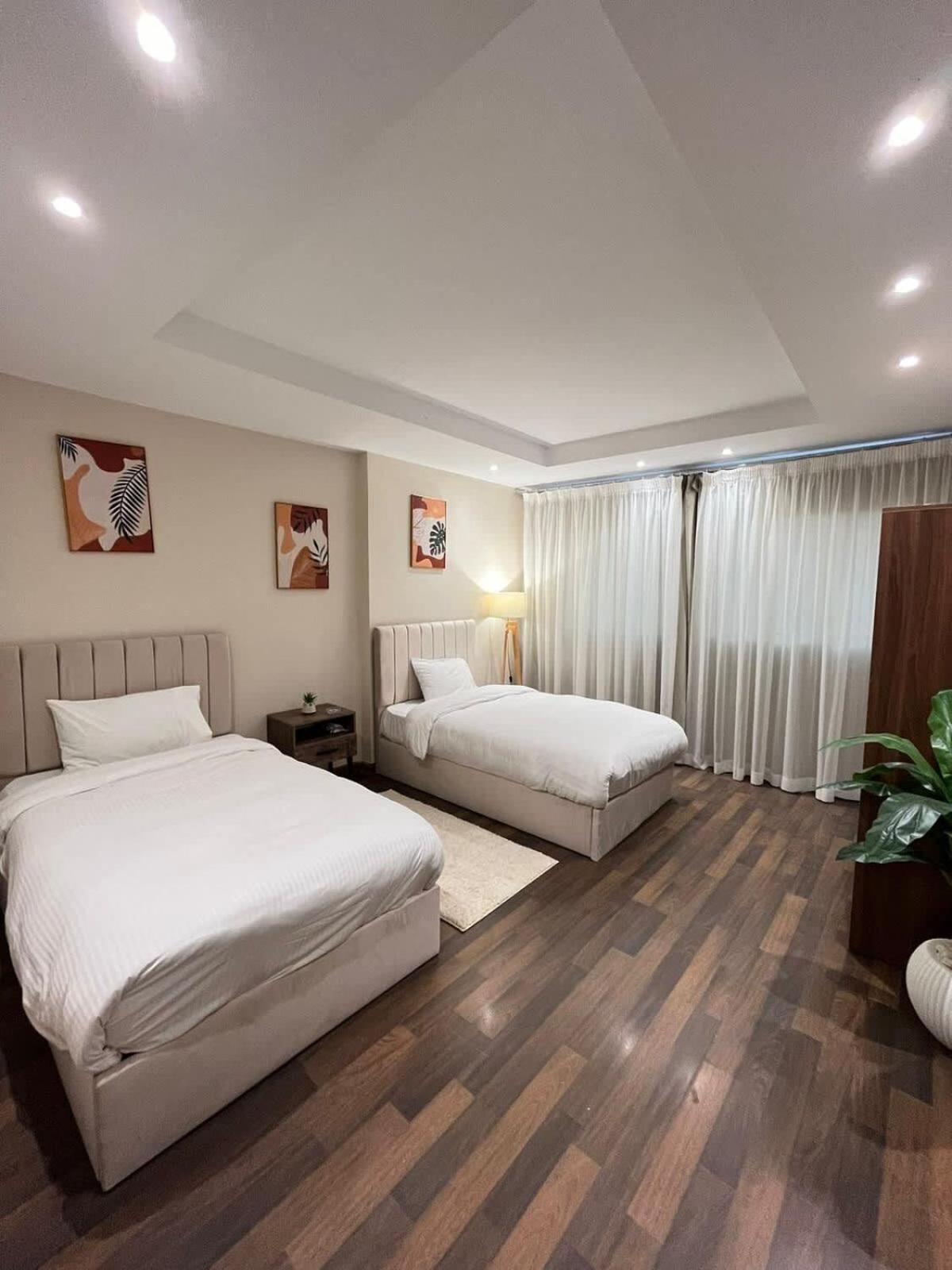 Zamalek Open View 2br Th1 דירה *